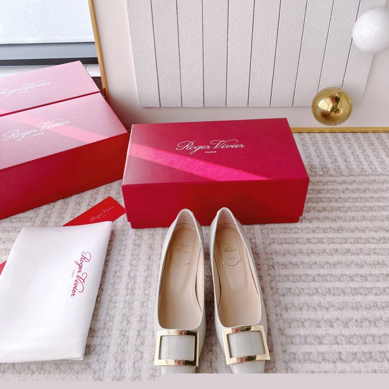 roger u1u1er flat shoes